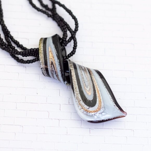 18 inch, Vintage Abstract Tie Black Beads Glass Necklace - V26 - Picture 1 of 3